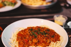 Spaghetti met bolognaise saus en kaas